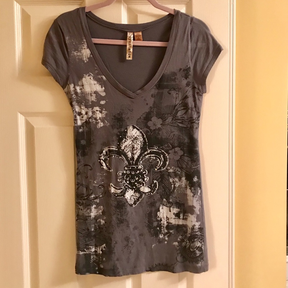 Tee shirt
